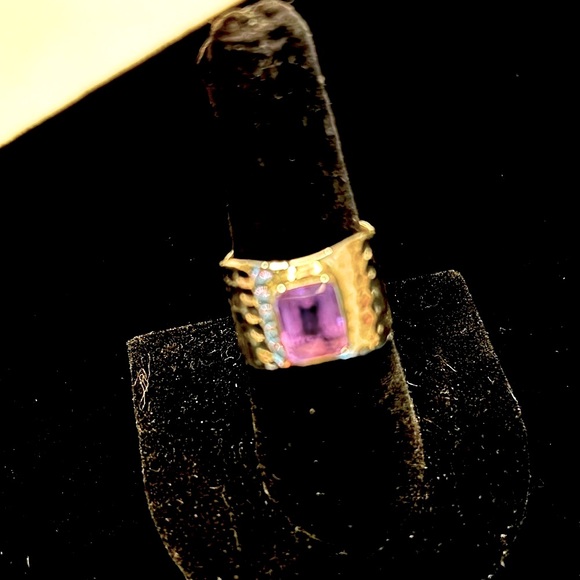 Silpada retired sterling silver and amethyst new ring. Used for display only. - Picture 2 of 4